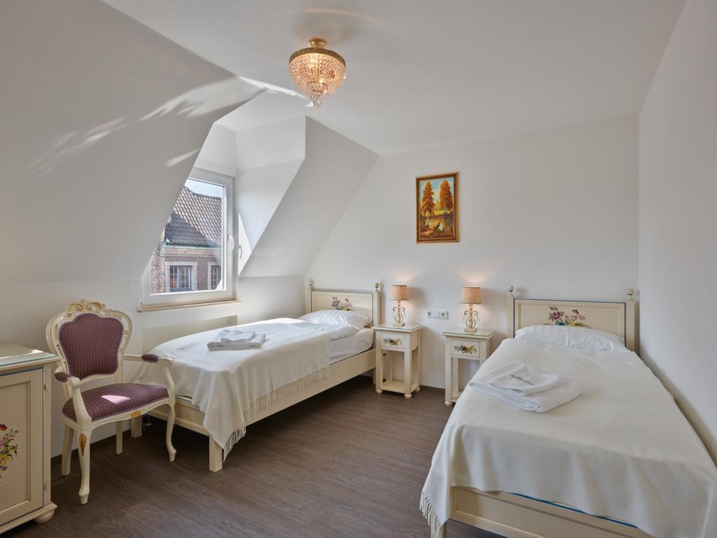 Apartment-Hotel Am Rathaus デュッセルドルフ エクステリア 写真
