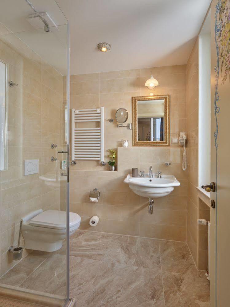 Apartment-Hotel Am Rathaus デュッセルドルフ エクステリア 写真